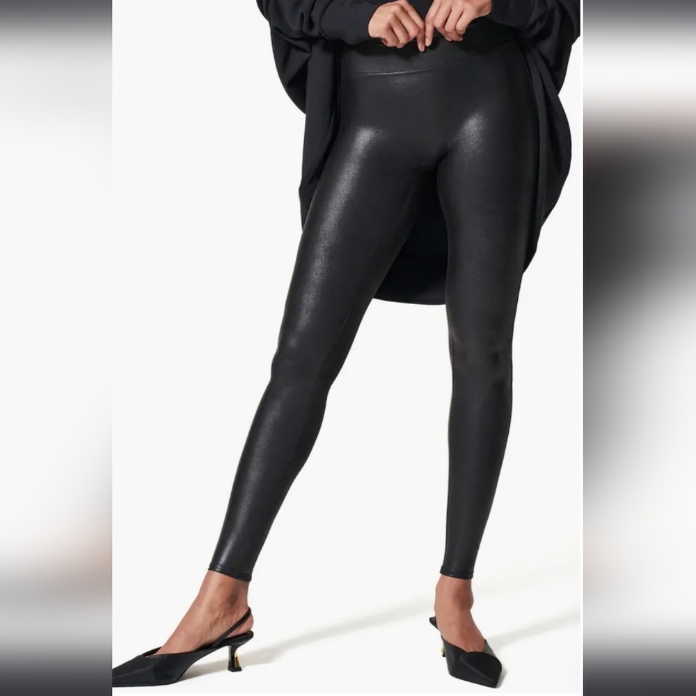 Spanx Faux Leather Leggings Size XL